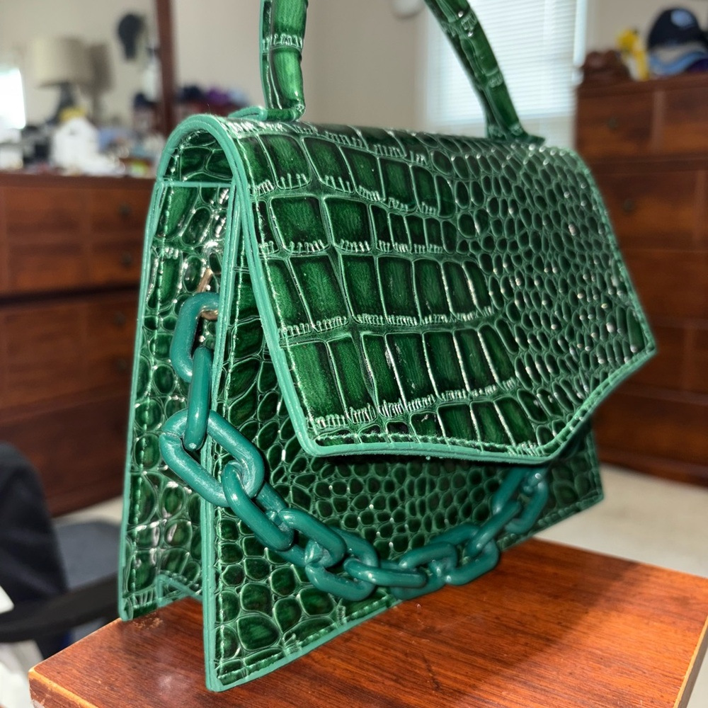 Green Mini Bag with Crocodile Texture